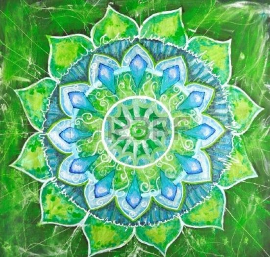 9070177-abstracta-verde-imagen-pintada-con-patron-de-circulo-mandala-de-anahata-chakra